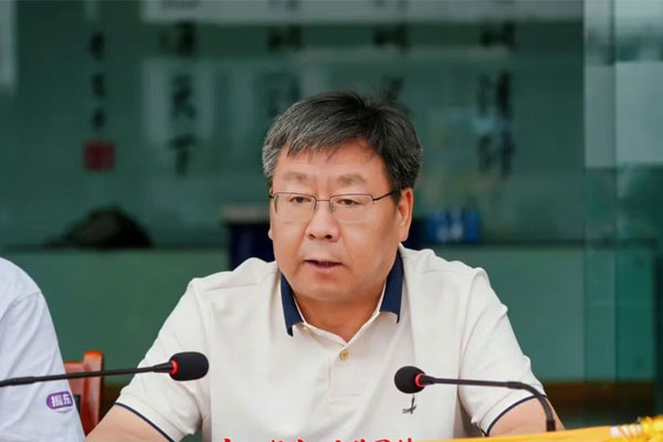 �����������������г�����������